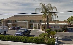 Executive Inn & Suites